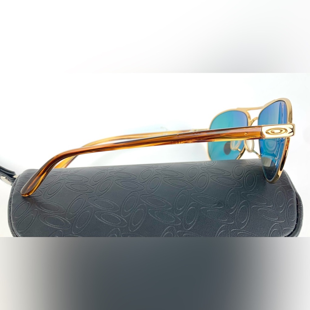NWT Oakley Tie Breaker 004108-16 sunglasses. Never worn, includes case and cloth - Picture 10 of 13